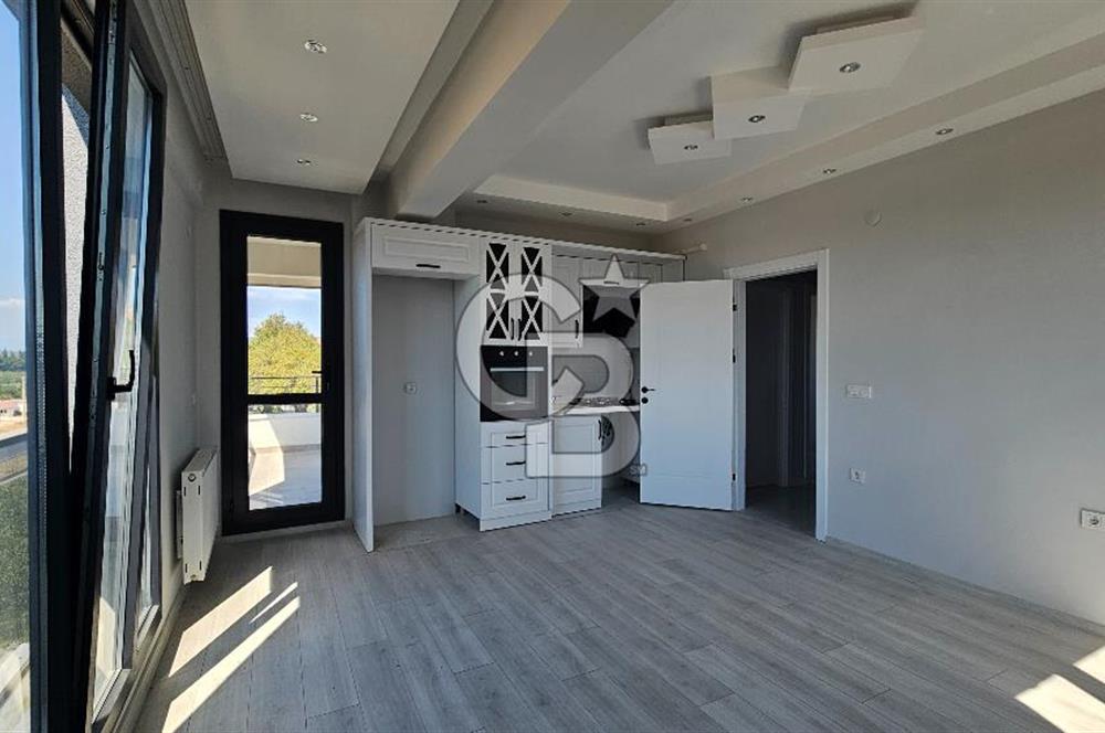Gömeç Kemalpaşa Mahallesi'nde Cadde Üstü Kiralık Sıfır 2+1 Daire