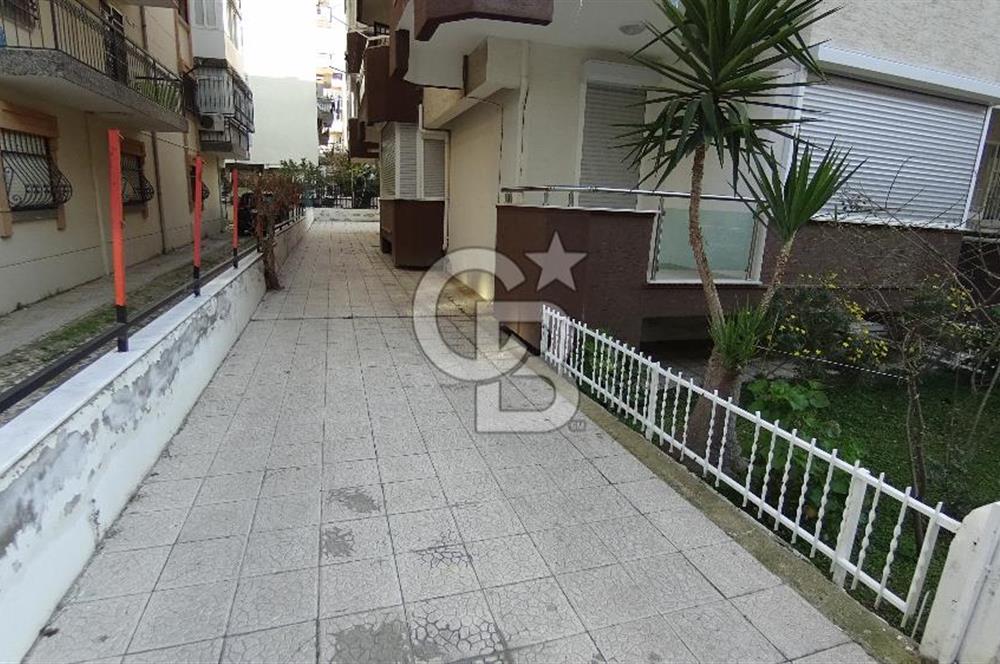 Bostanlı, Hüseyin Yurttaş Sokak'da Kiralık 3+1 daire,