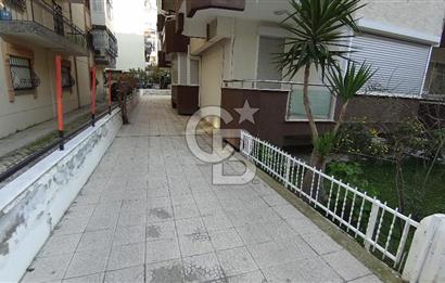 Bostanlı, Hüseyin Yurttaş Sokak'da Kiralık 3+1 daire,
