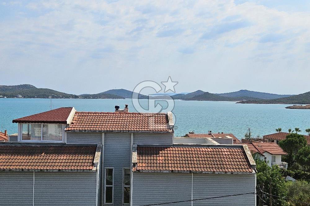 Cunda Merkez'e Yürüme Mesafesinde Deniz Manzaralı 3+2 Villa