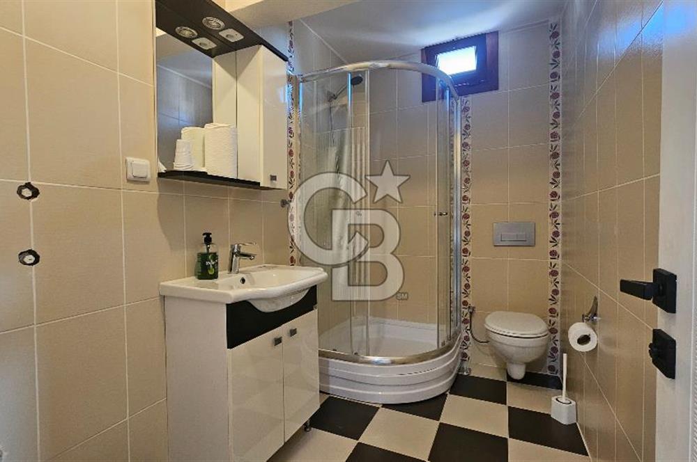 Ayvalık Sahil Kent Deniz Manzaralı Satılık 5+2 Tripleks Villa