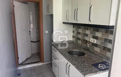 ARNAVUTKÖY KARLIBAYIRDA BELEDİYE VE TAPUNUN YAKININDA DÜKKAN