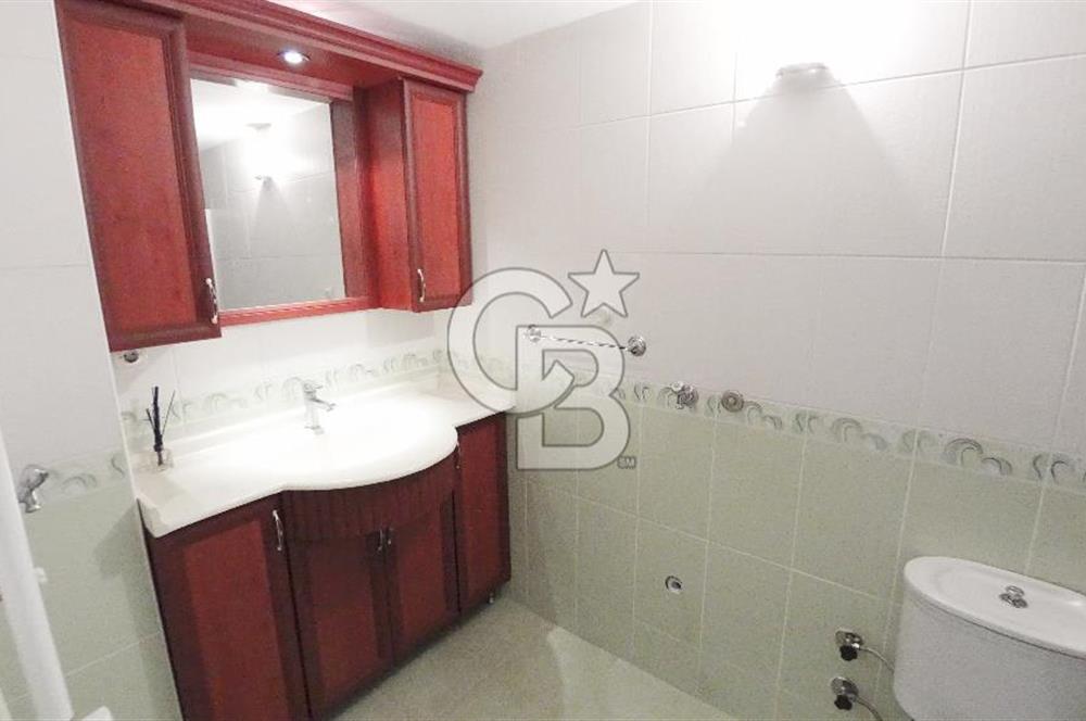Bostanlı, Hüseyin Yurttaş Sokak'da Kiralık 3+1 daire,