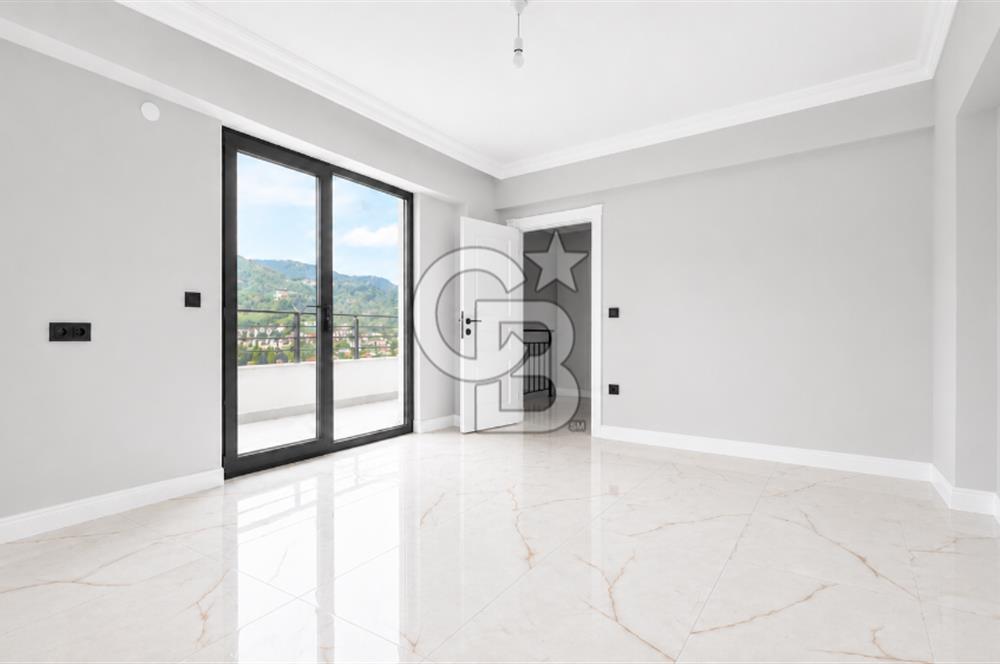 DEĞİRMENDERE TOPÇULAR'DA MANZARALI SATILIK 5+1 TRİPLEKS VİLLA
