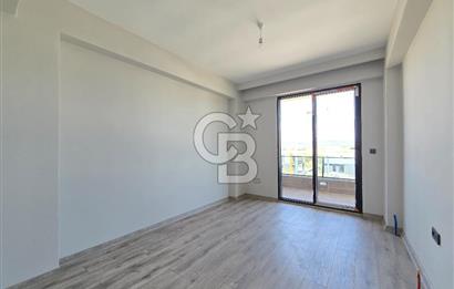 Gömeç Sahilde Denize 300m Havuzlu Sitede Satılık 3+1 Lüks Villa