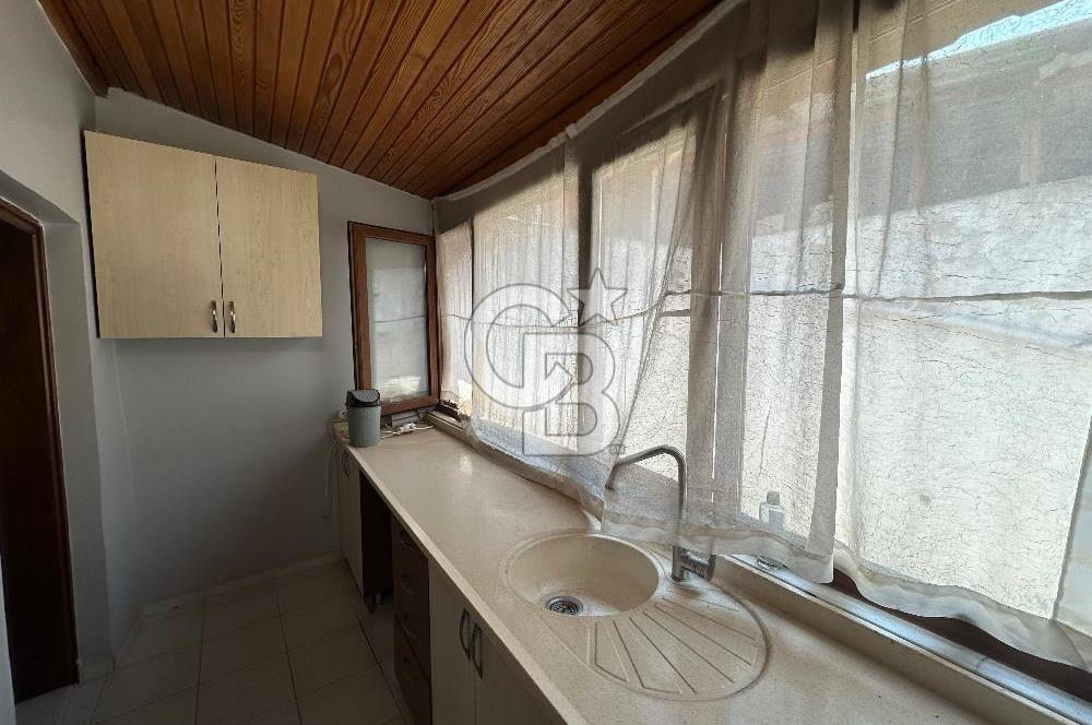 Ayvalık Talatpaşa Cd. At Arabacılar Meydanı Yakını 2+1