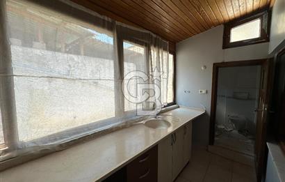 Ayvalık Talatpaşa Cd. At Arabacılar Meydanı Yakını 2+1