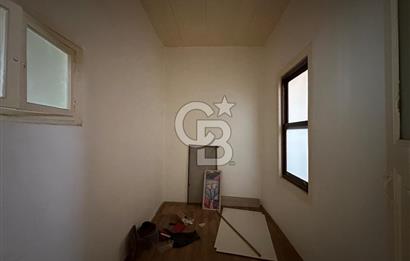 Ayvalık Talatpaşa Cd. At Arabacılar Meydanı Yakını 2+1