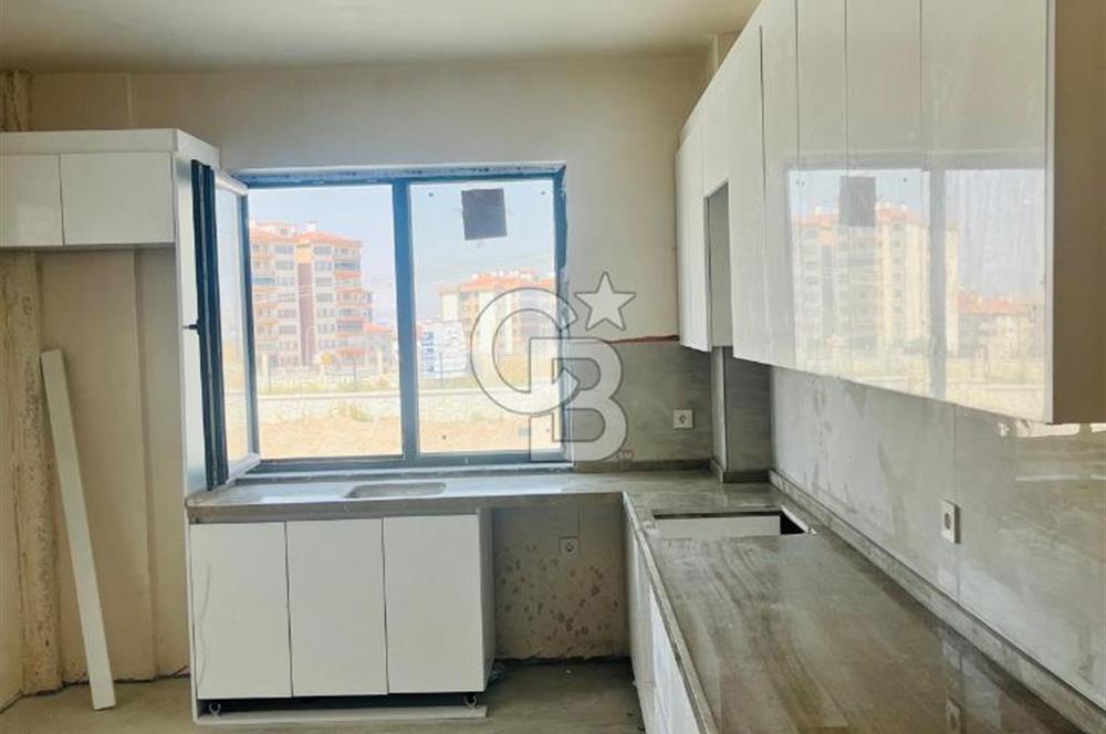 ALCI MAHHALESİNDE GENİŞ SATILIK 2+1 DAİRE