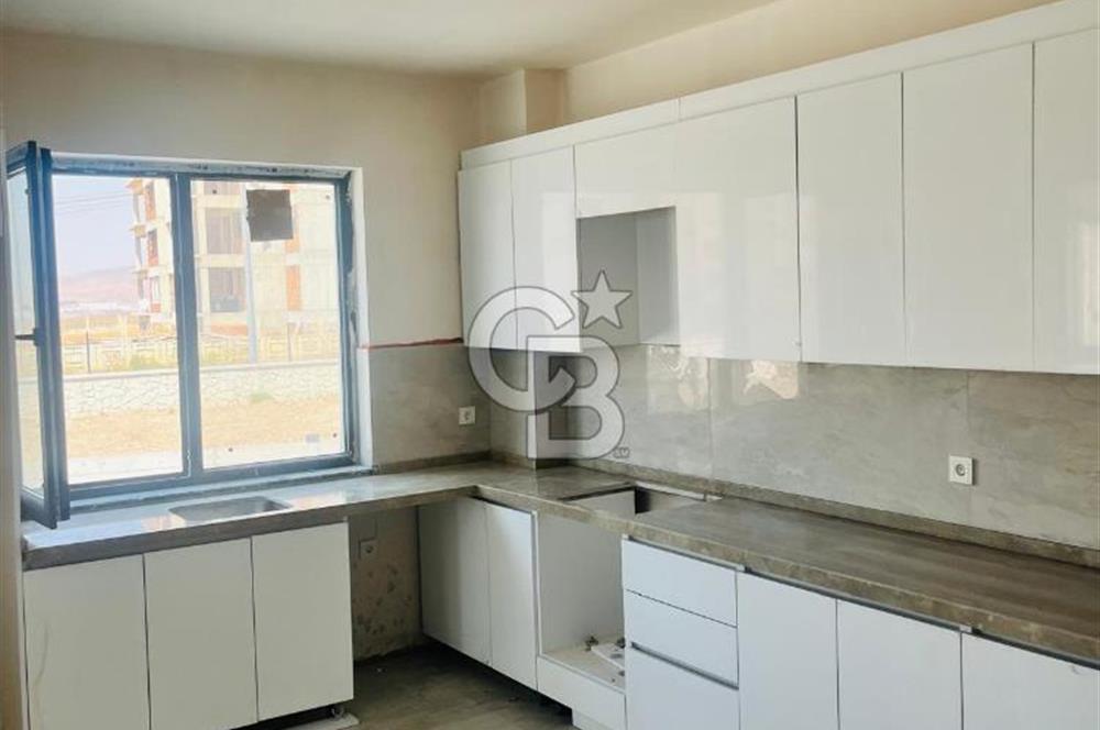 ALCI MAHHALESİNDE GENİŞ SATILIK 2+1 DAİRE
