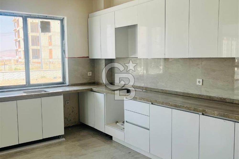 ALCI MAHHALESİNDE GENİŞ SATILIK 2+1 DAİRE