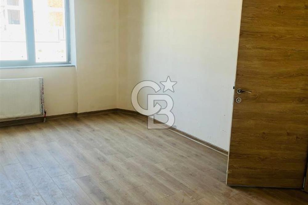 ALCI MAHHALESİNDE GENİŞ SATILIK 2+1 DAİRE