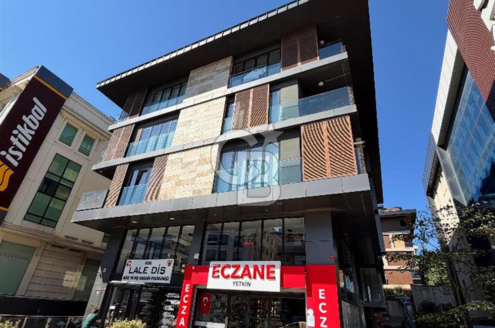 ÇENGELKÖY’DE CADDE ÜZERİNDE, HARİKA KONUMDA 2+1 SATILIK DAİRE