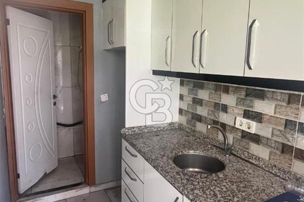 ARNAVUTKÖY KARLIBAYIRDA BELEDİYE VE TAPUNUN YAKININDA DÜKKAN