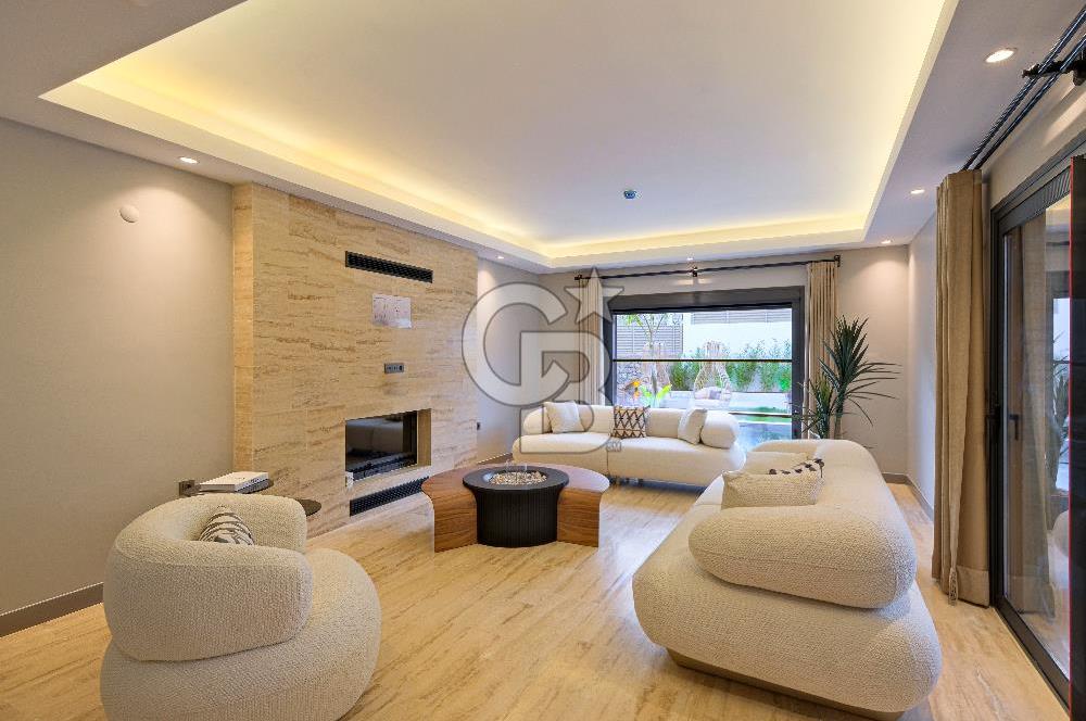 ÖLÜDENİZ'DE SATILIK ULTRA LÜKS 4+1 SIFIR MÜSTAKİL HAVUZLU VİLLA