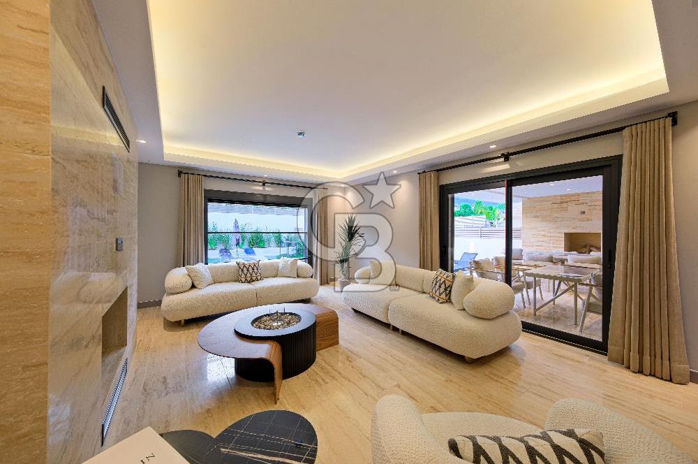 ÖLÜDENİZ'DE SATILIK ULTRA LÜKS 4+1 SIFIR MÜSTAKİL HAVUZLU VİLLA