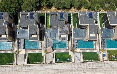 ÖLÜDENİZ'DE SATILIK ULTRA LÜKS 4+1 SIFIR MÜSTAKİL HAVUZLU VİLLA