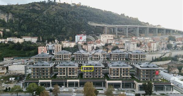 ÇÖMLEKÇİ TOKİ A9 BLOK ÖN CEPHE SATILIK FIRSAT DAİRE - 370321