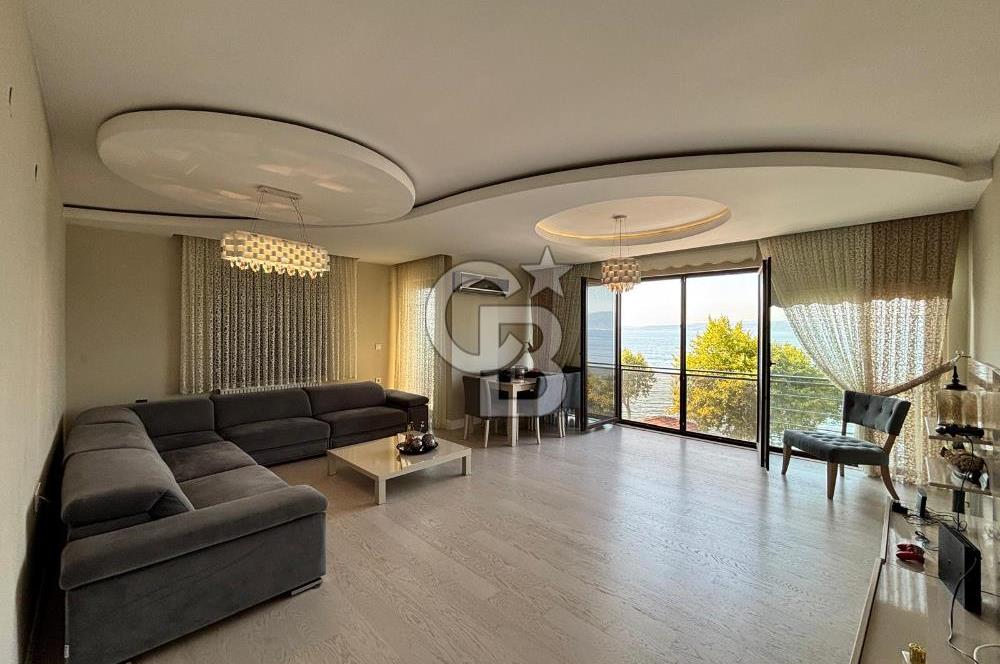 KARAMÜRSEL SAHİL'DE FULL EŞYALI ARA KAT 3+1 SATILIK DAİRE
