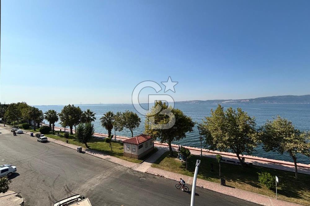 KARAMÜRSEL SAHİL'DE FULL EŞYALI ARA KAT 3+1 SATILIK DAİRE