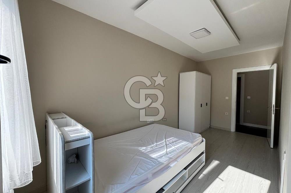 KARAMÜRSEL SAHİL'DE FULL EŞYALI ARA KAT 3+1 SATILIK DAİRE
