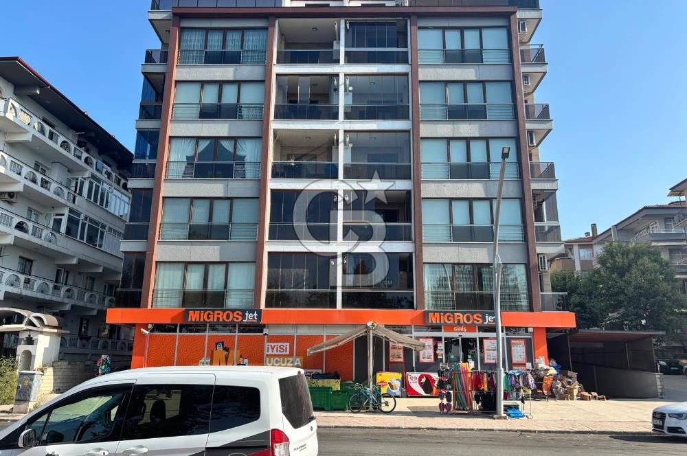 KARAMÜRSEL SAHİL'DE FULL EŞYALI ARA KAT 3+1 SATILIK DAİRE