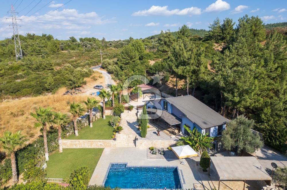 TEOK'tan Kekliktepe'de 1.989m² Arsa İçerisinde 2 Satılık Villa