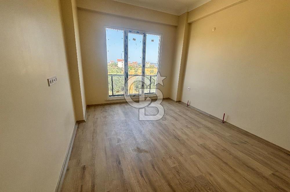Eceabat İsmetpaşa'da Boğaz Manzaralı Havuzlu 2+1 Yazlık