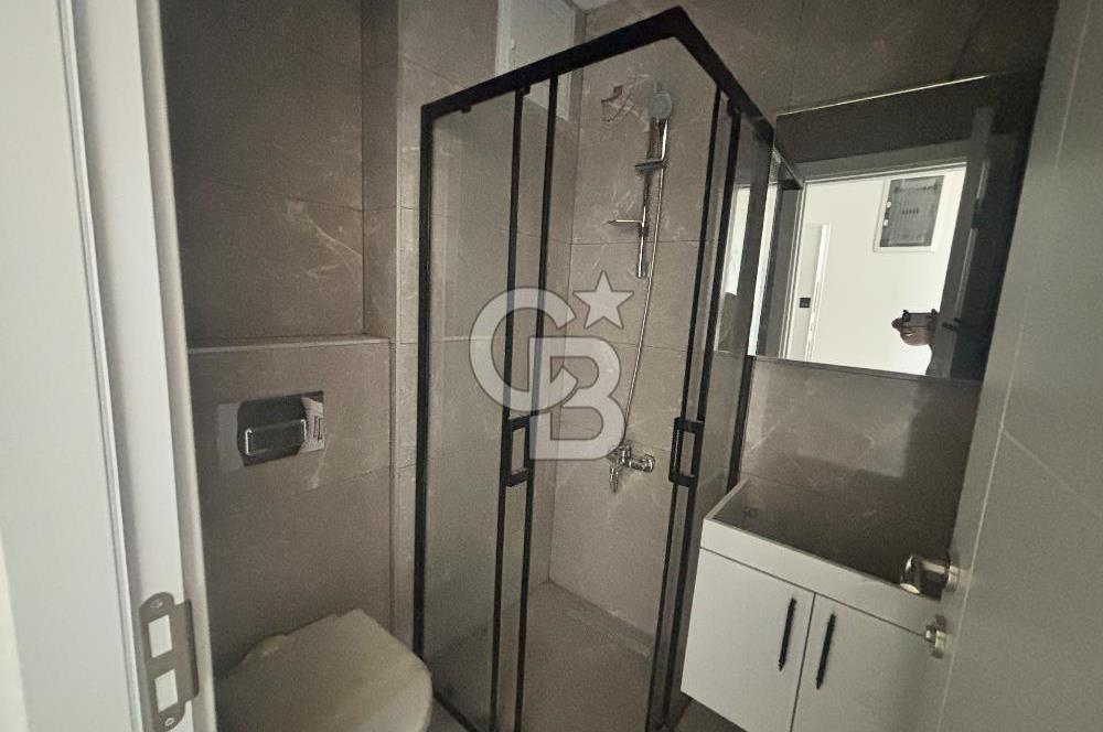 Eceabat İsmetpaşa'da Deniz Manzaralı Havuzlu 1+1 Daire
