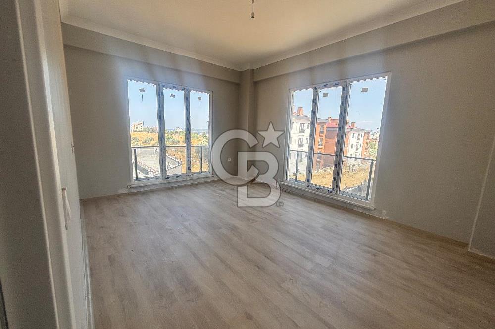 Eceabat'ta Deniz Manzaralı Havuzlu Sitede Satılık 3+1