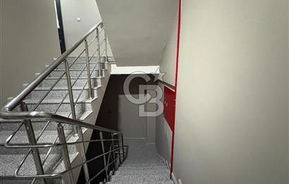 Velibaba Ankara Caddesinde 150 m² Net, Yenilenmiş Plaza ofisi