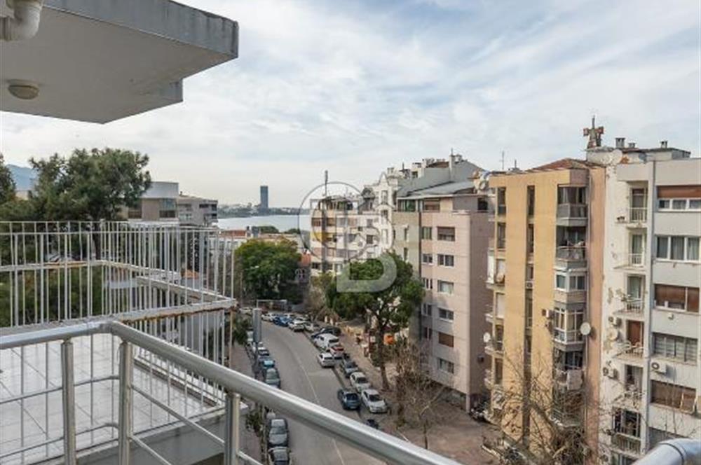 Susuzdede yanı Mithatpaşa cadde üstü satılık 3+1 Fırsat Daire