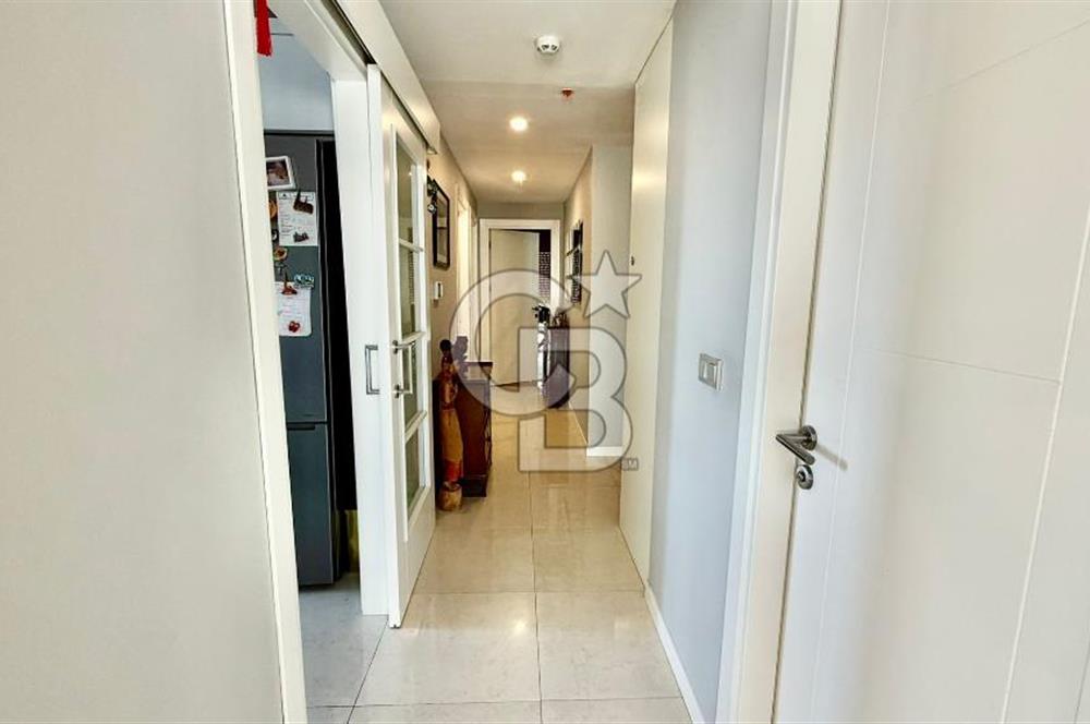 KOZYATAĞI ŞAKACI SOKAK 'TA ADALAR MANZARALI 3+1 KİRALIK DAİRE