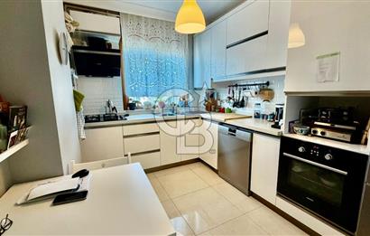 KOZYATAĞI ŞAKACI SOKAK 'TA ADALAR MANZARALI 3+1 KİRALIK DAİRE