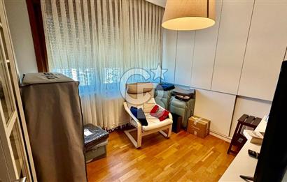 KOZYATAĞI ŞAKACI SOKAK 'TA ADALAR MANZARALI 3+1 KİRALIK DAİRE