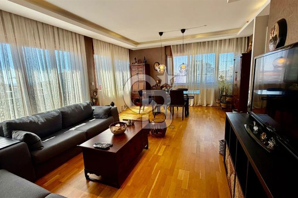 KOZYATAĞI ŞAKACI SOKAK 'TA ADALAR MANZARALI 3+1 KİRALIK DAİRE