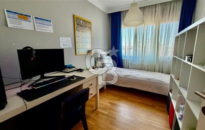 KOZYATAĞI ŞAKACI SOKAK 'TA ADALAR MANZARALI 3+1 KİRALIK DAİRE