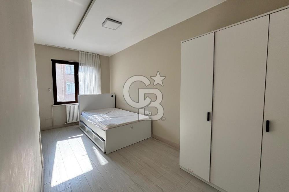 KARAMÜRSEL SAHİL'DE FULL EŞYALI ARA KAT 3+1 SATILIK DAİRE