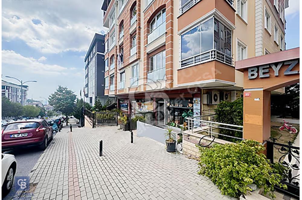 ADNAN KAHVECİ / CADDE ÜZERİNDE SATILIK 100 M2 DÜKKAN