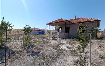 GÖLBAŞI SOĞULCAK'TA İÇİNDE NATAMAM MÜSTAKİL EV OLAN ARSA