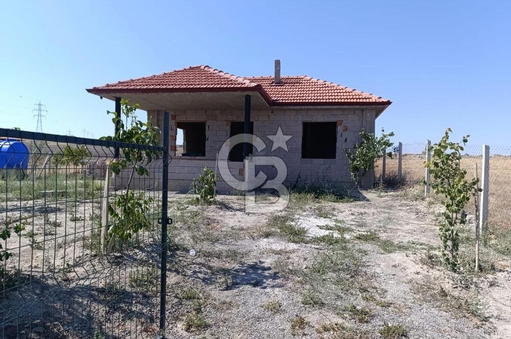 GÖLBAŞI SOĞULCAK'TA İÇİNDE NATAMAM MÜSTAKİL EV OLAN ARSA
