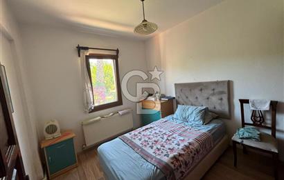 MUĞLA MİLAS'DA GENİŞ ARSA İÇİNDE SATILIK MÜSTAKİL VİLLA