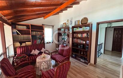 MUĞLA MİLAS'DA GENİŞ ARSA İÇİNDE SATILIK MÜSTAKİL VİLLA