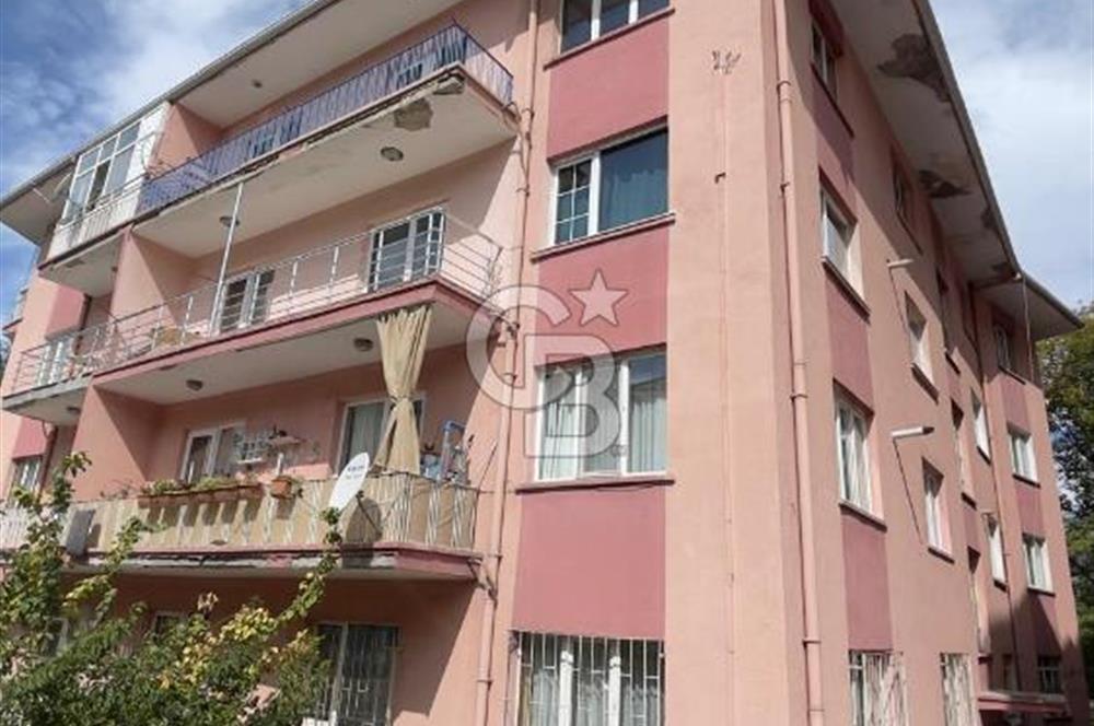 ESAT CADDESİ ÜZERİNDE 3+1 KİRALIK DAİRE – MERKEZİ KONUM