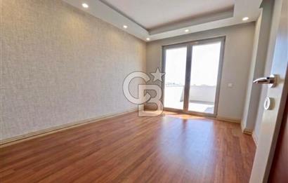 BAHÇEŞEHİR CITYCOURT'TA GÖLET MANZARALI 3+1 SATILIK DAİRE