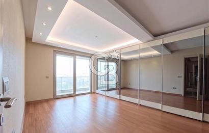 BAHÇEŞEHİR CITYCOURT'TA GÖLET MANZARALI 3+1 SATILIK DAİRE
