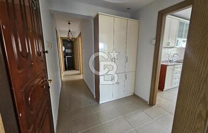 Bornova'nın merkezi konumunda 3+1 kiralık daire