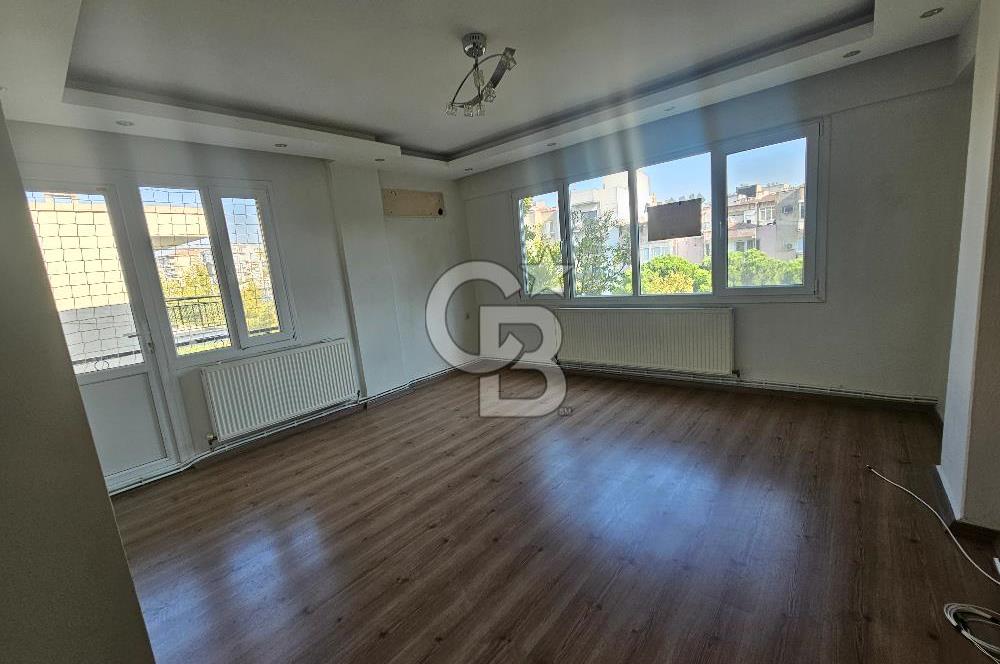 Bornova'nın merkezi konumunda 3+1 kiralık daire
