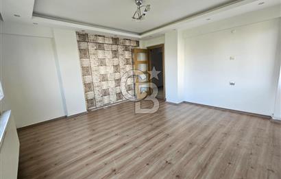 Bornova'nın merkezi konumunda 3+1 kiralık daire