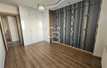 Bornova'nın merkezi konumunda 3+1 kiralık daire